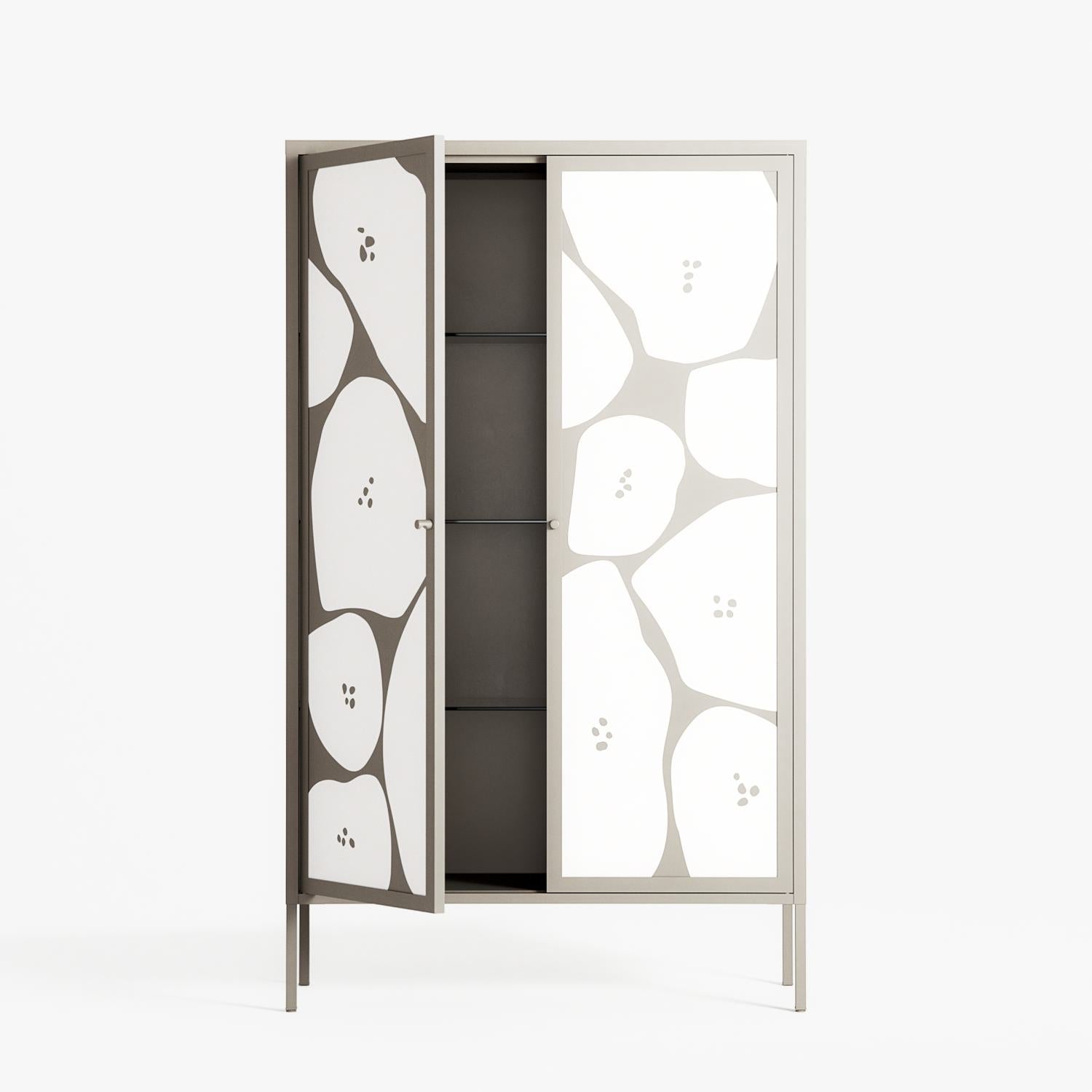 Stones - Cabinet - Magdalena Marchocka - Pebble - Overlay Metal