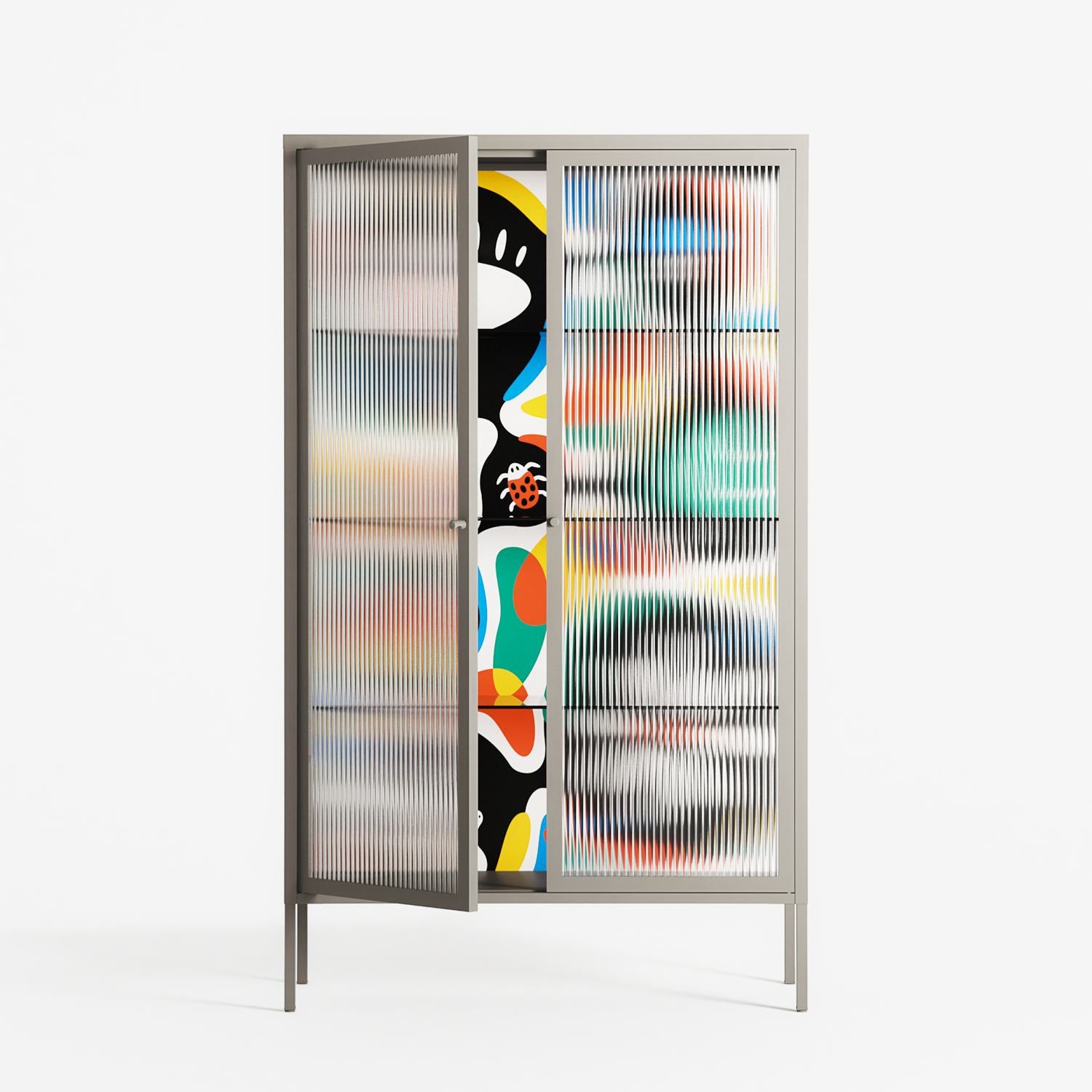Alive - Cabinet - Vratislav Pecka - Pebble - Reeded glass