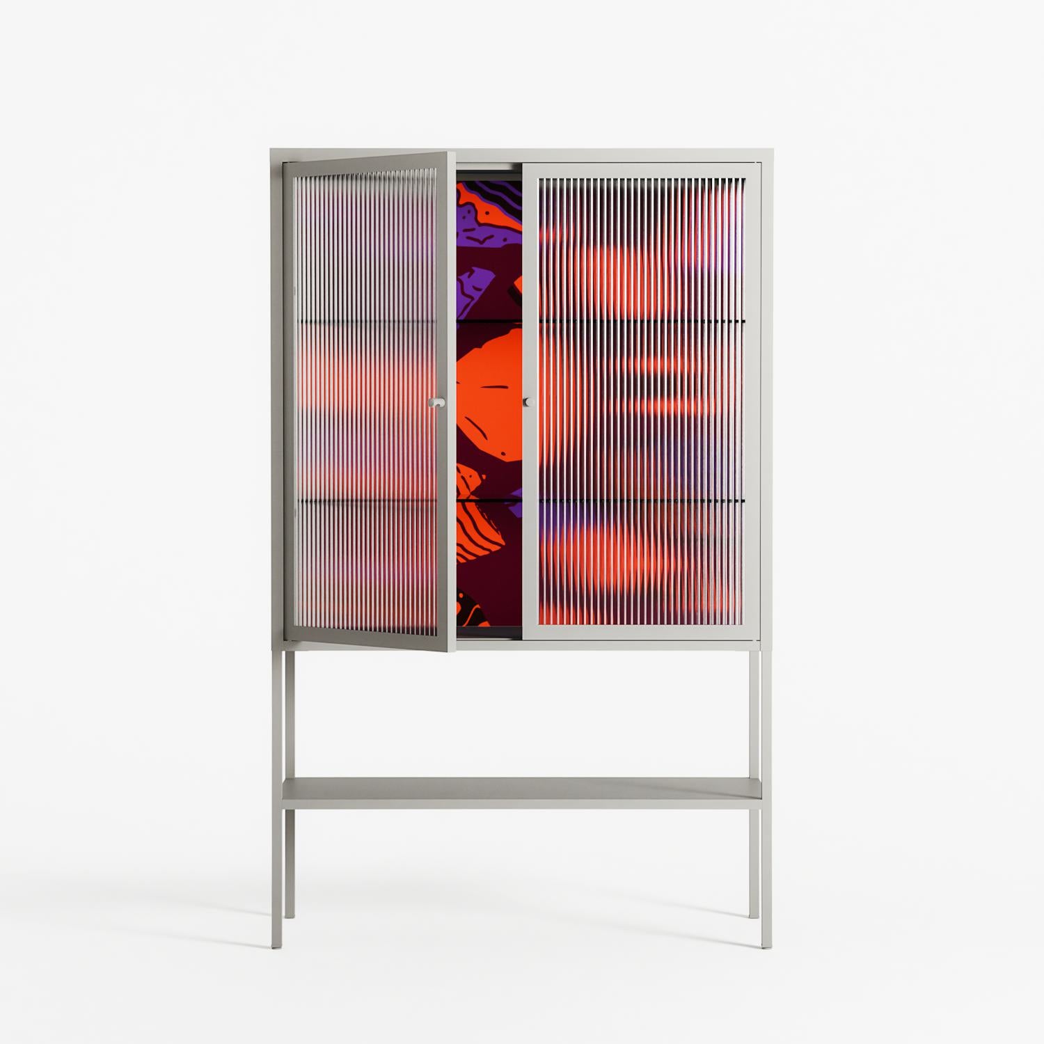 Pebbles 3 - Loft Cabinet - Nick Liefhebber - Chalk - Reeded glass