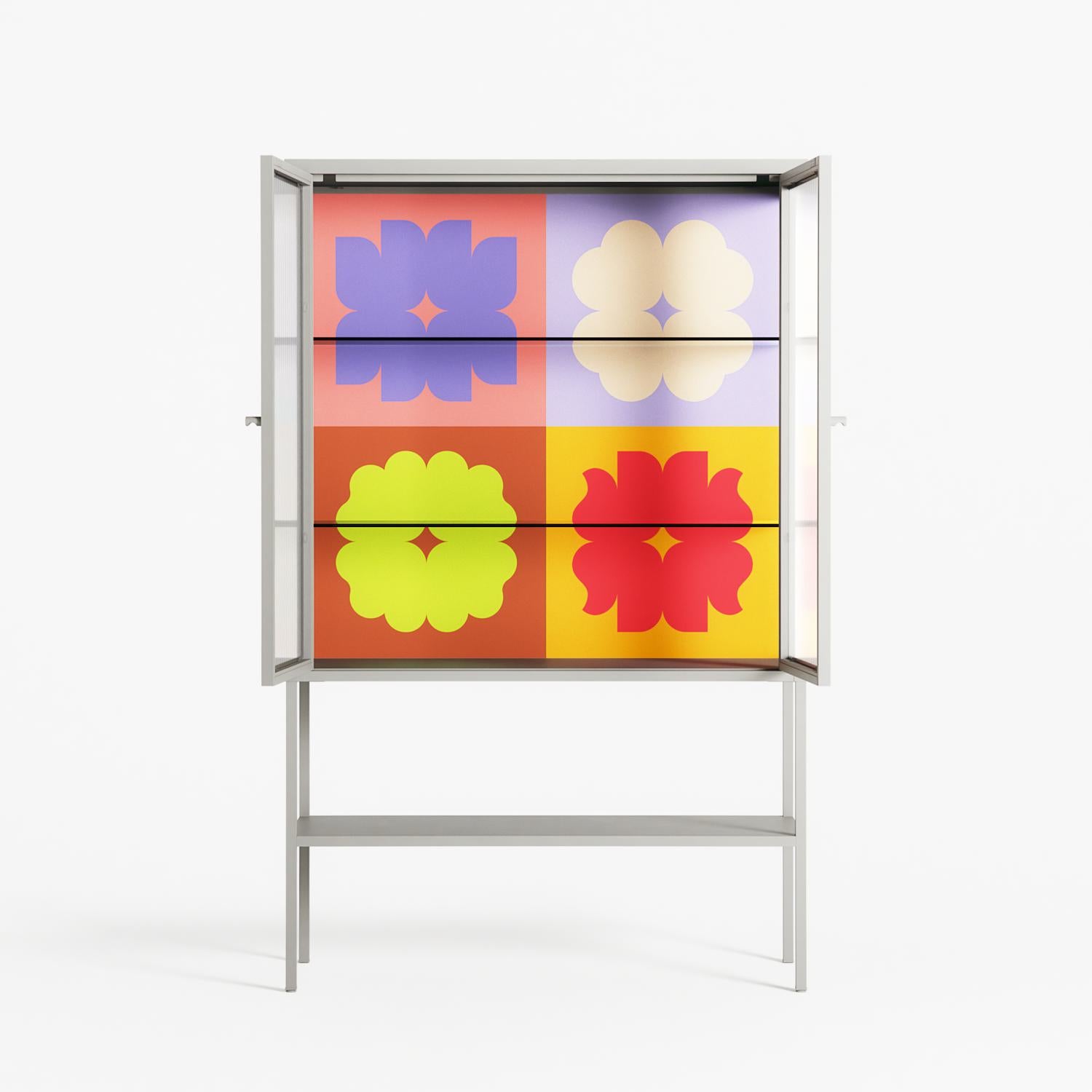 Flowers All - Loft Cabinet - Linus Lohoff - Chalk - Reeded glass