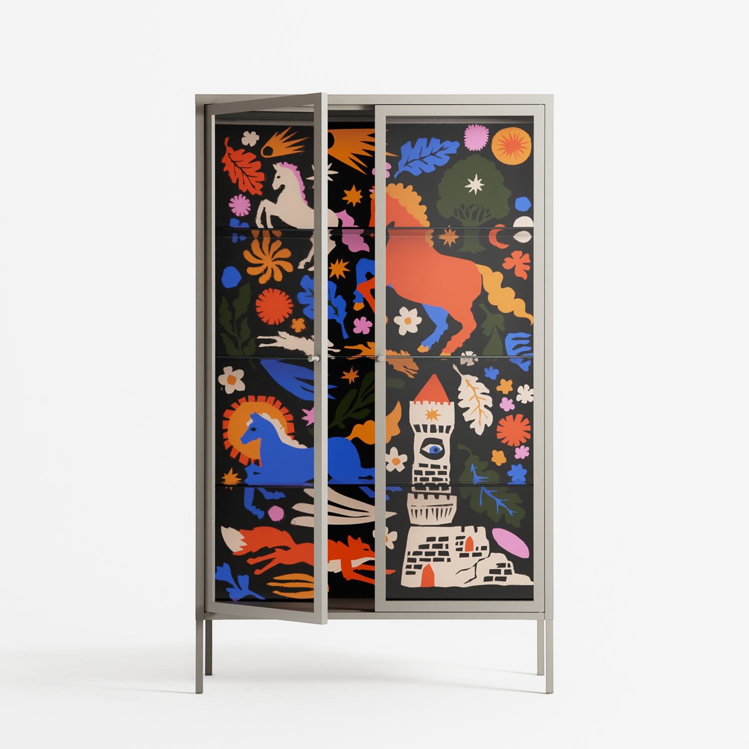 The Secret Herb Garden In The Forest - Cabinet - Nick Liefhebber - Pebble - Clear glass