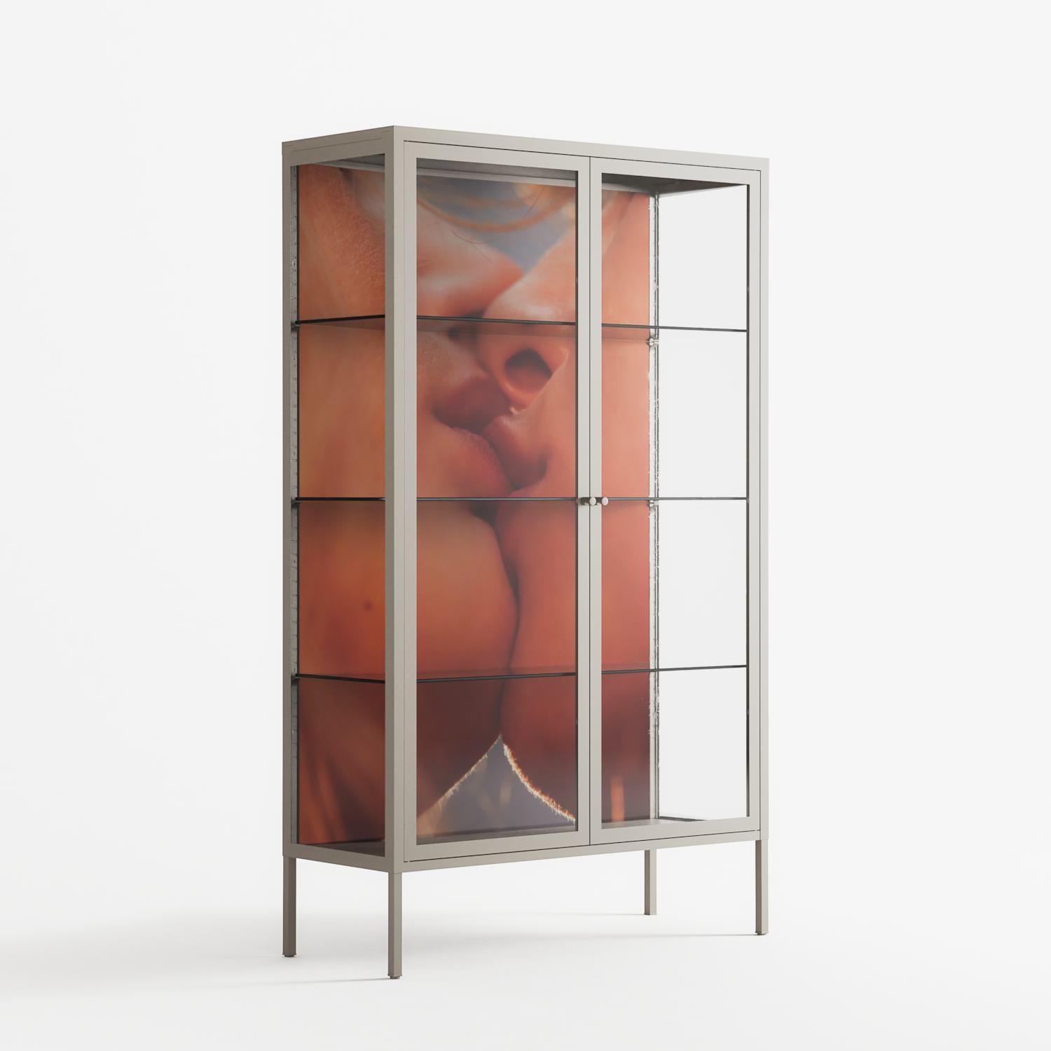 The Art Of Kissing - Cabinet - Nadia Ryder - Pebble - Clear glass