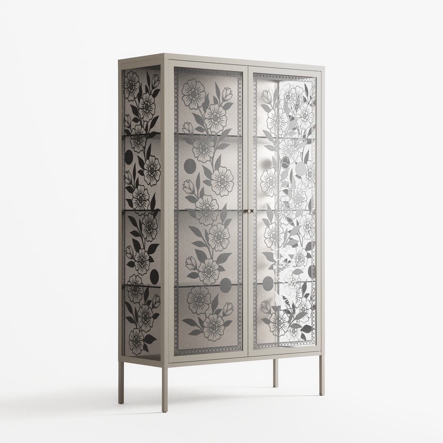 Barbed Bloom - Cabinet - Daphna Sebbane - Pebble - Overlay Glass