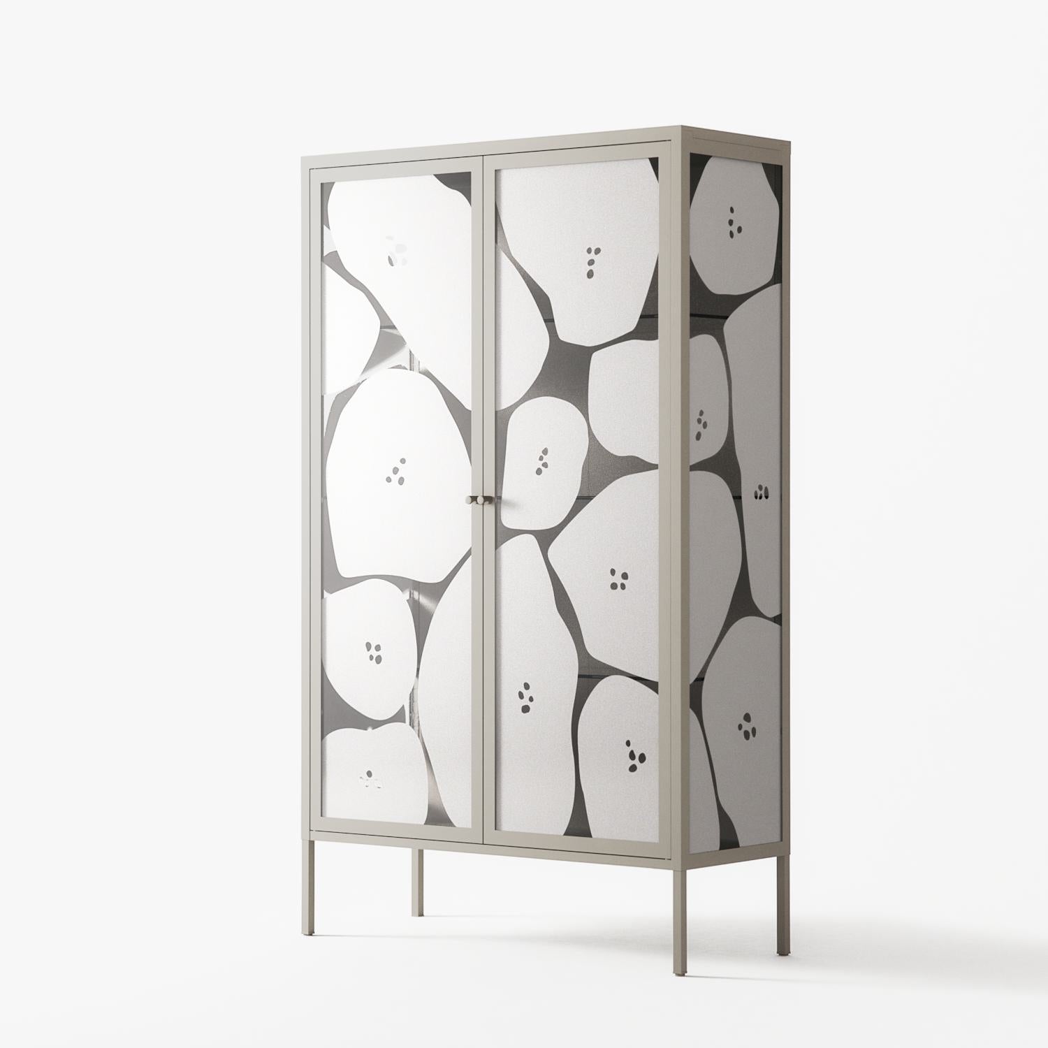 Stones - Cabinet - Magdalena Marchocka - Pebble - Overlay Glass