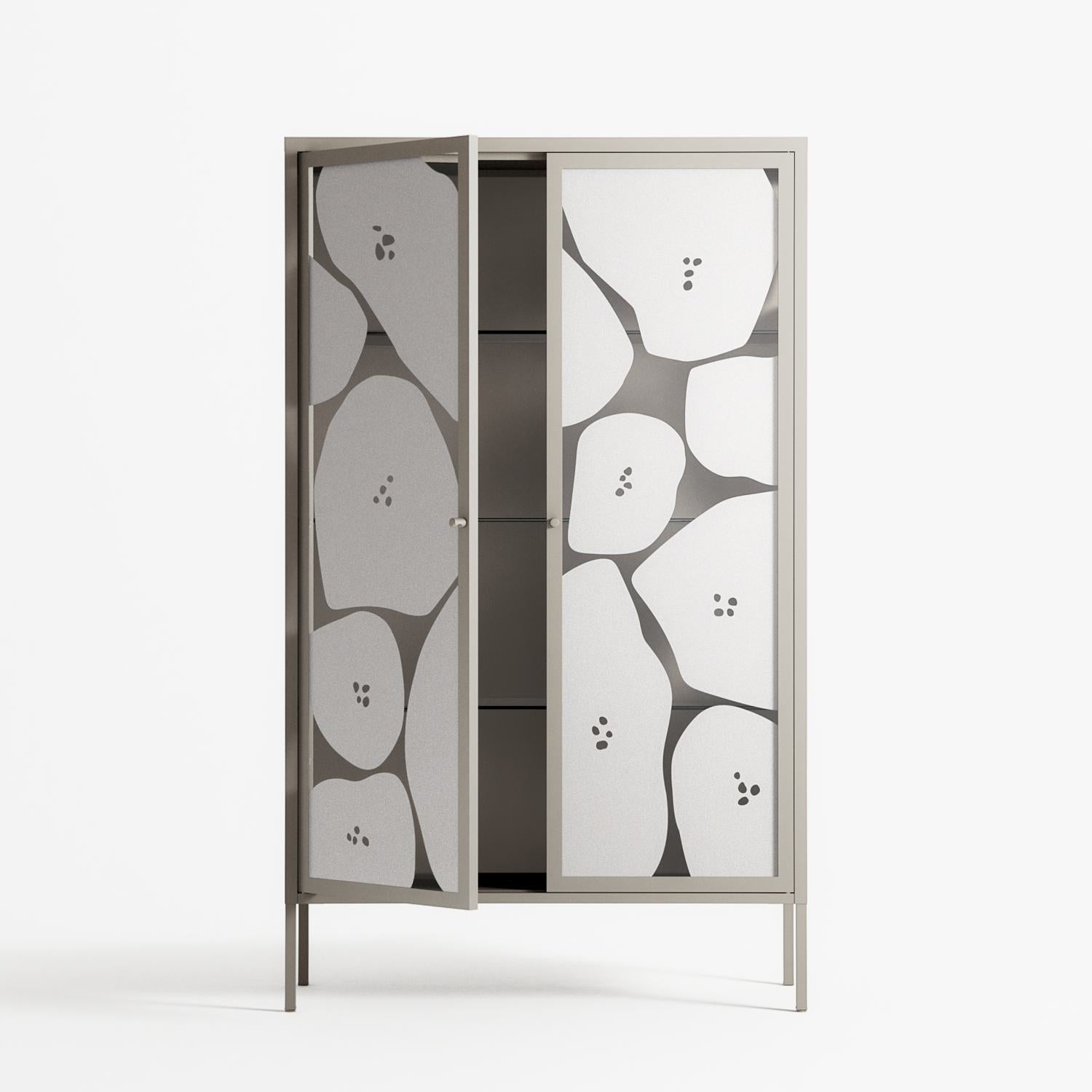 Stones - Cabinet - Magdalena Marchocka - Pebble - Overlay Glass
