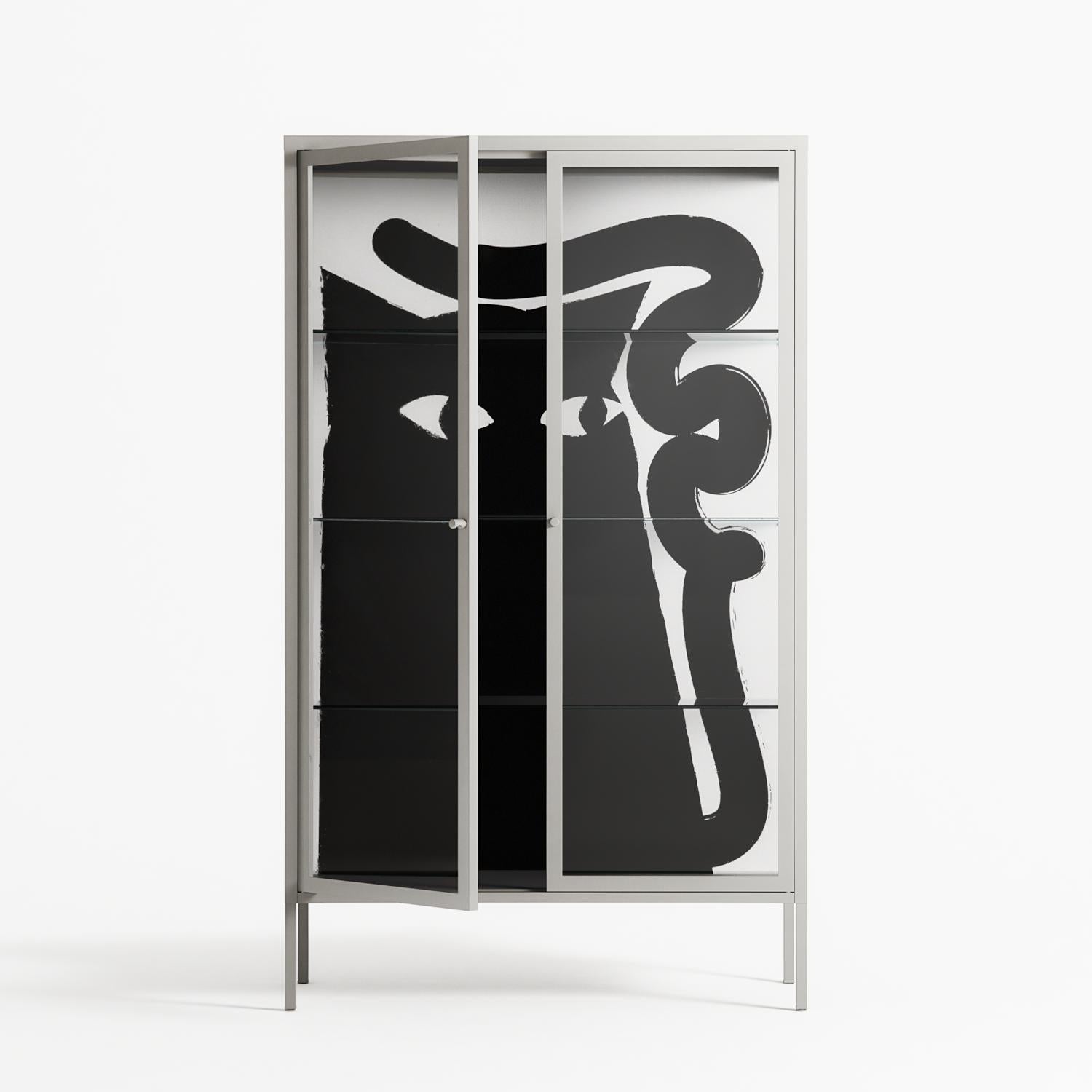 Black Cat - Cabinet - Konrad Blaszczyk - Chalk - Clear glass