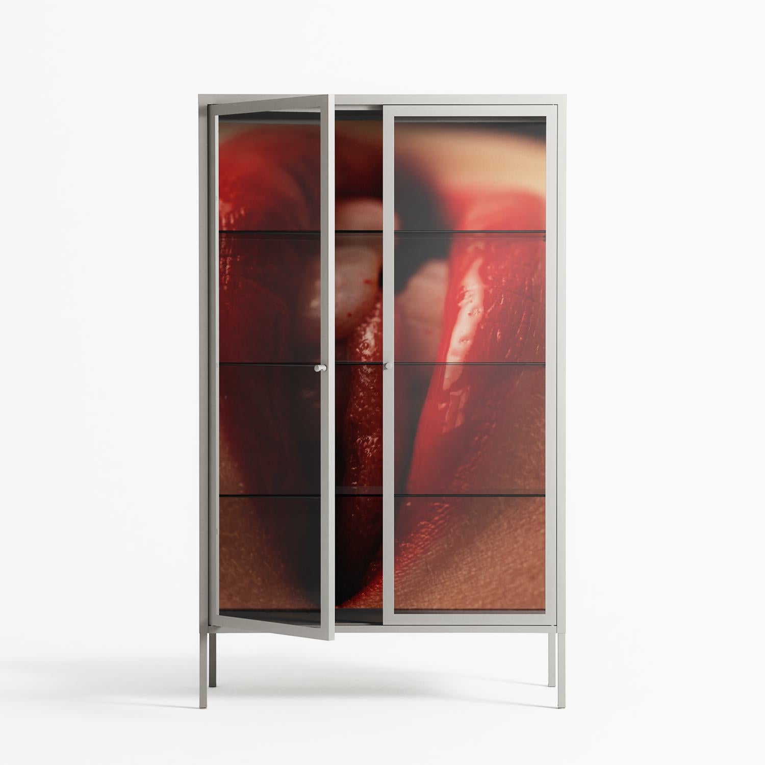 Red 2 - Cabinet - Nadia Ryder - Chalk - Clear glass