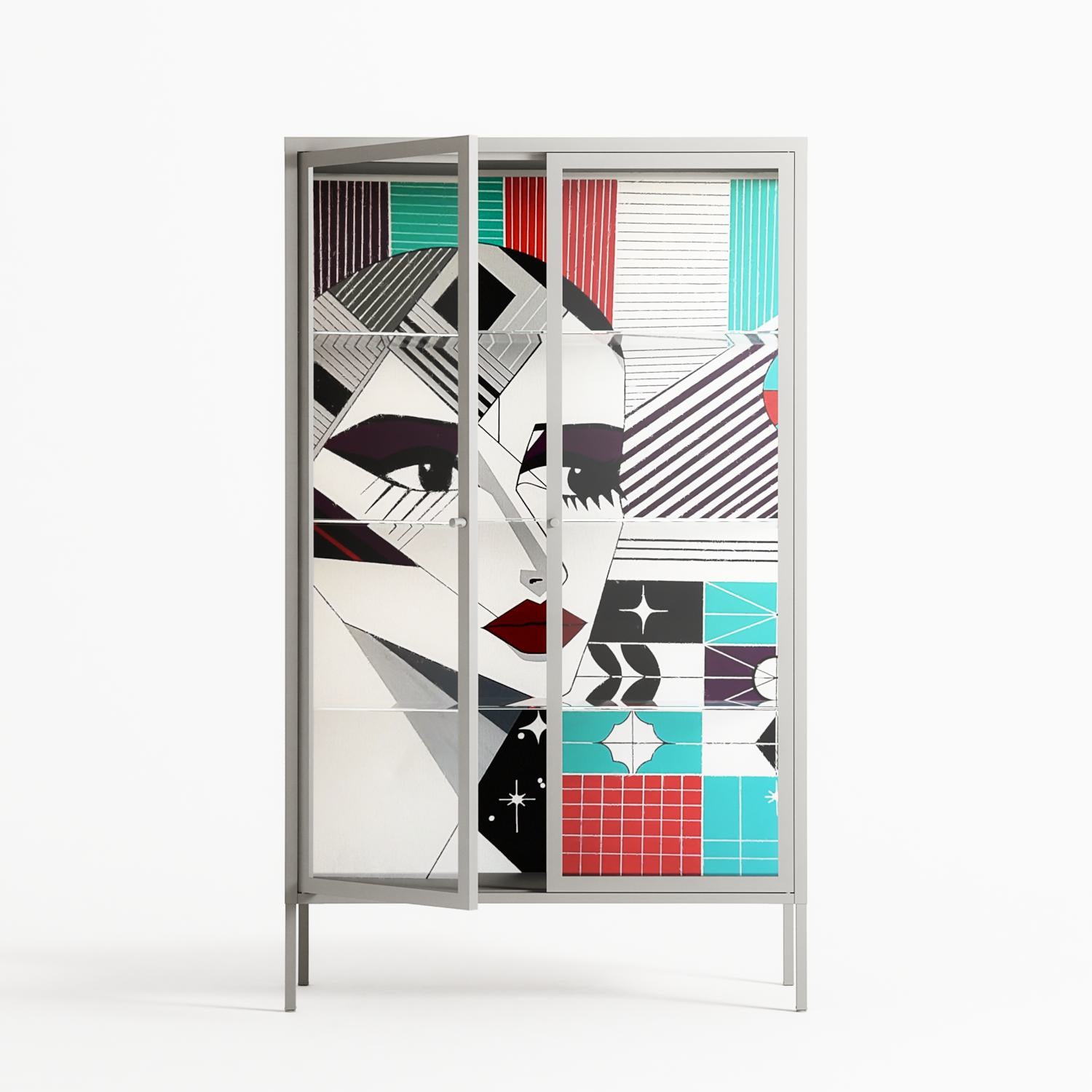 The Dessolution - Cabinet - Mathilda Kienast - Chalk - Clear glass