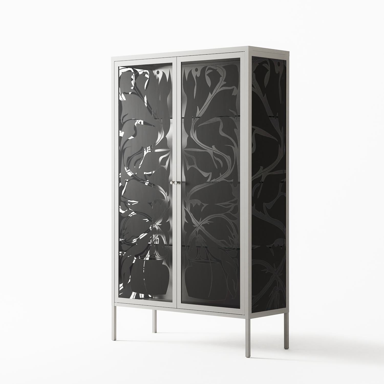 Black Potted Plant - Cabinet - Konrad Blaszczyk - Chalk - Overlay Glass