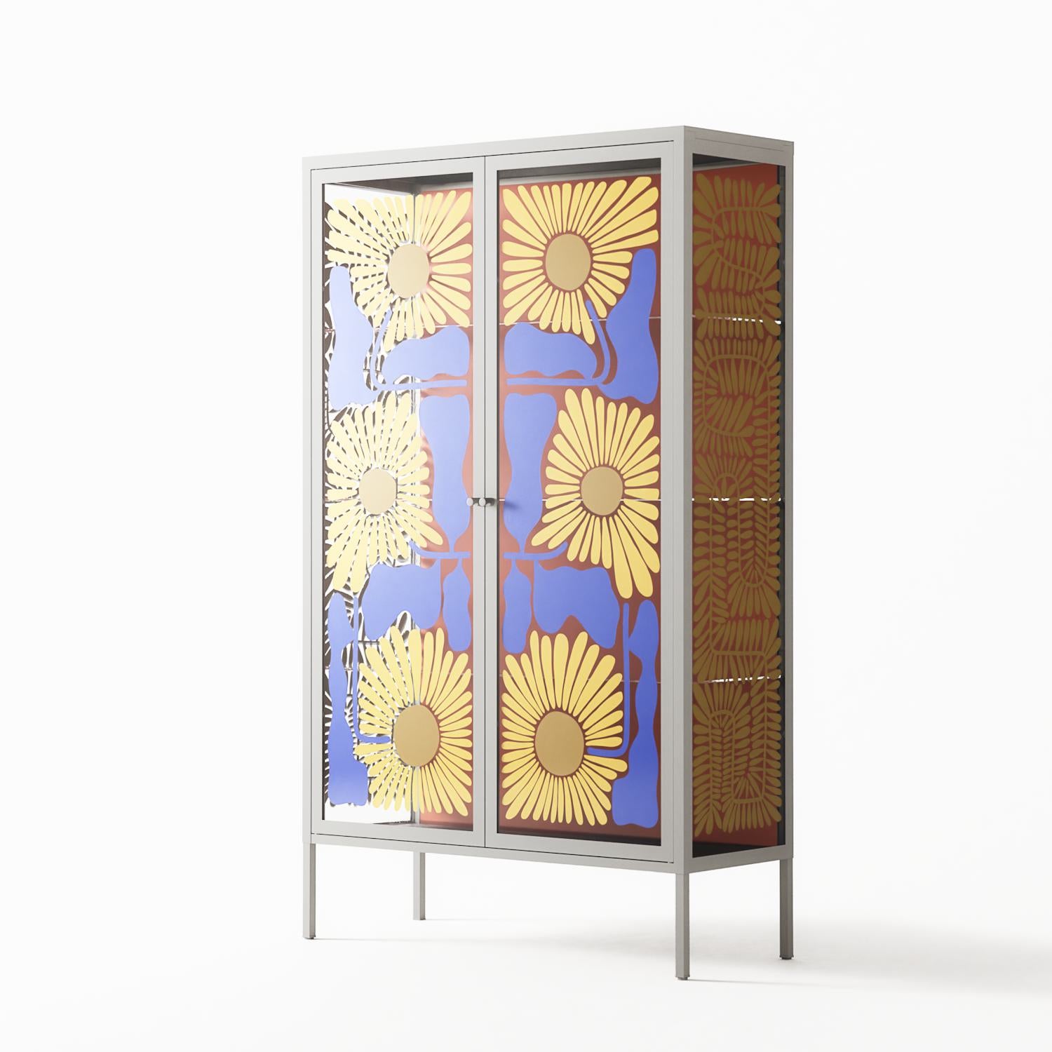Sunflowers - Cabinet - Sandra Hutter - Chalk - Overlay Glass