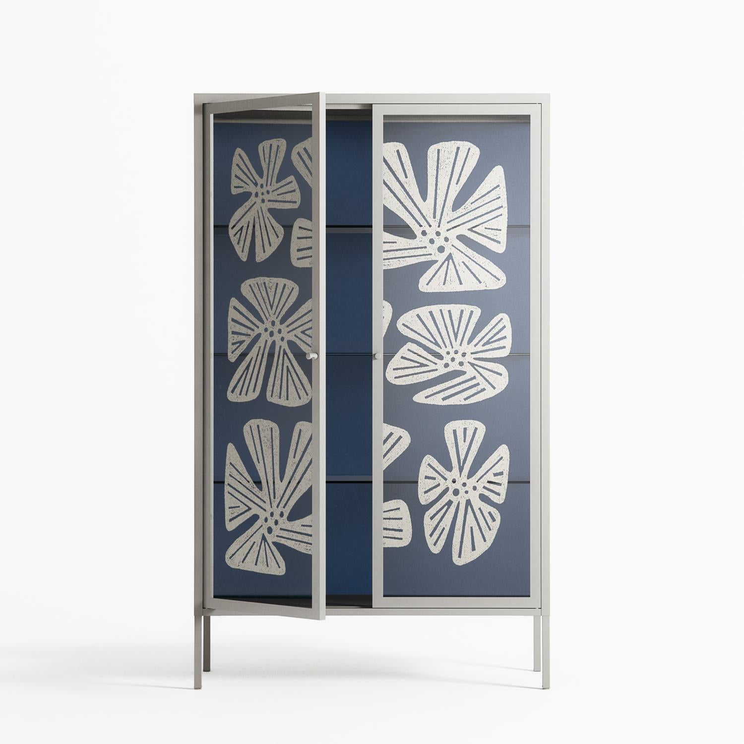 Blue Flower - Cabinet - Magdalena Marchocka - Chalk - Overlay Glass