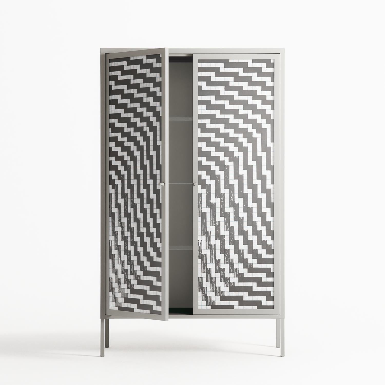 Wave In Wave - Cabinet - Guido De Boer - Chalk - Overlay Glass