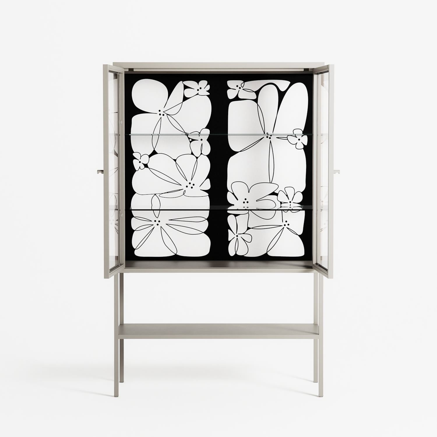 White Flowers - Loft Cabinet - Konrad Blaszczyk - Pebble - Clear glass