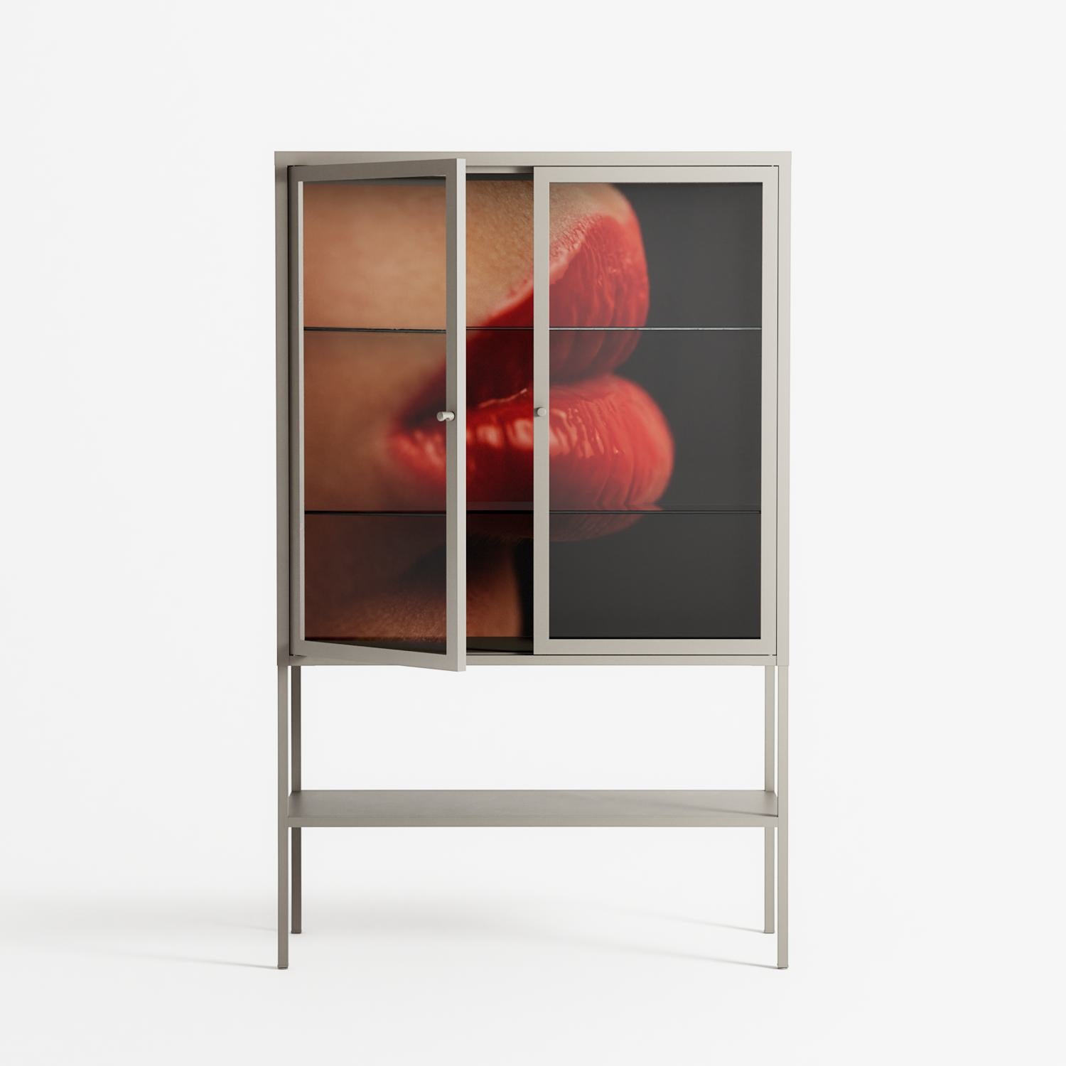 Red 4 - Loft Cabinet - Nadia Ryder - Pebble - Clear glass
