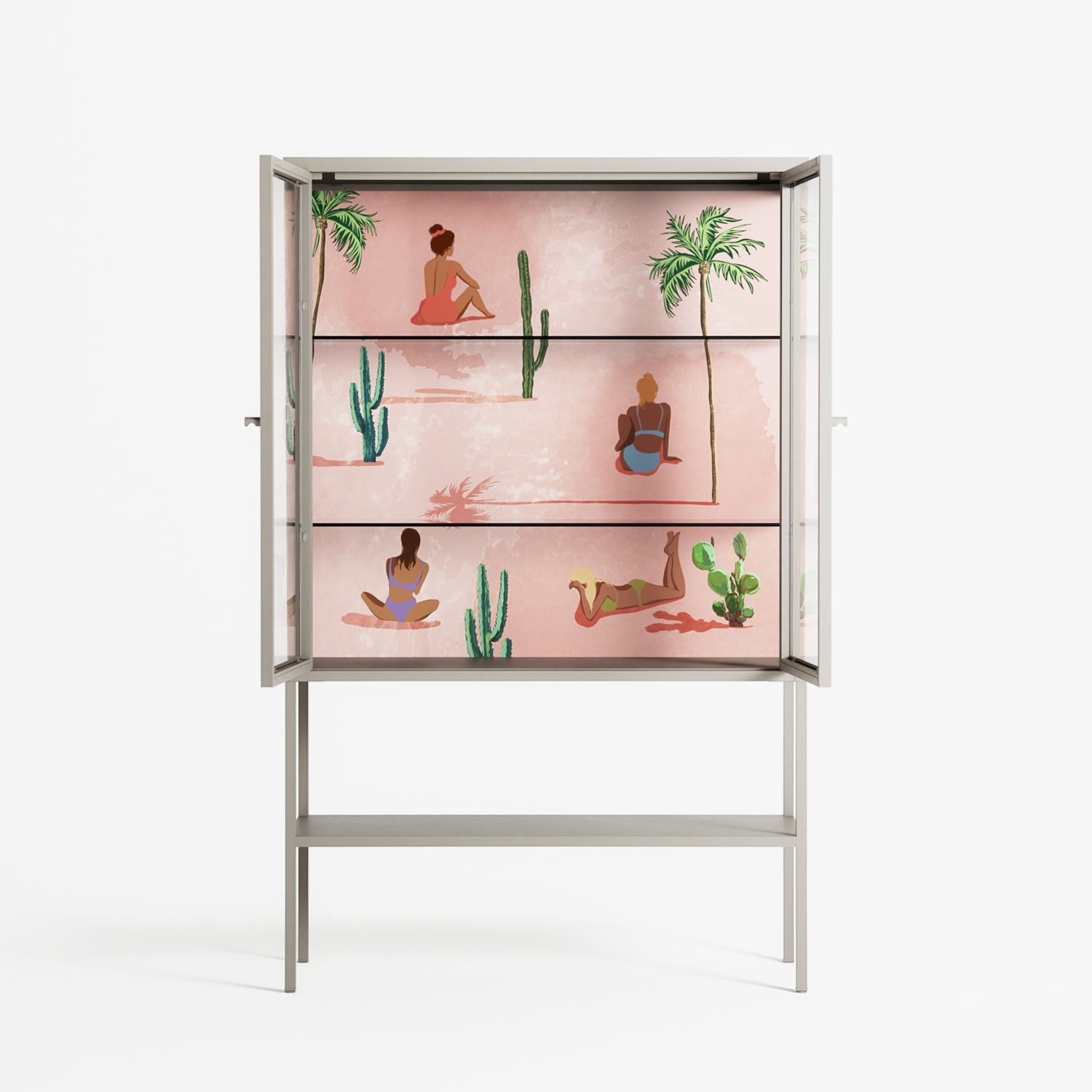 Woman at the Beach - Loft Cabinet - Raissa Oltmanns - Pebble - Clear glass