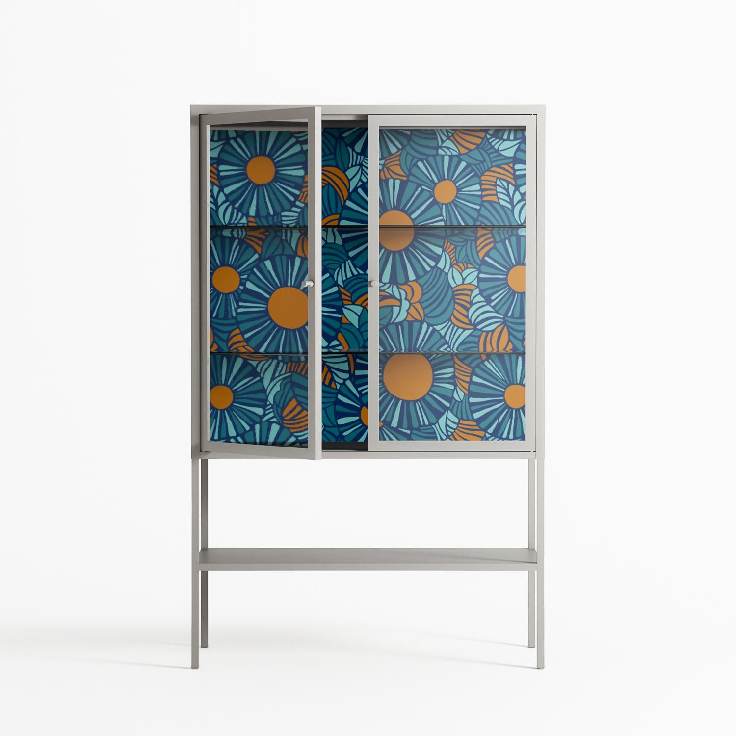 Bellis Bounty Blue - Loft Cabinet - Amy Suther - Chalk - Clear glass
