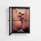 The Art Of Kissing - Wall Cabinet - Nadia Ryder - Antracite - Reeded glass