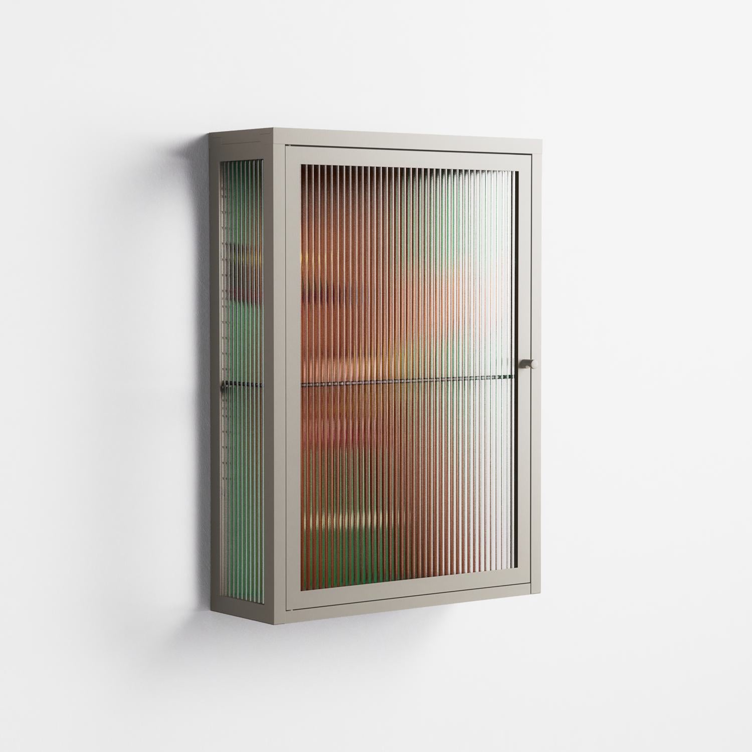 Wine and Me - Wall Cabinet - Raissa Oltmanns - Pebble - Reeded glass
