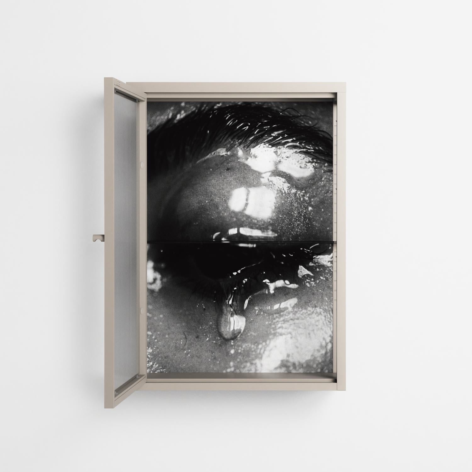 Gel - Wall Cabinet - Nadia Ryder - Pebble - Reeded glass