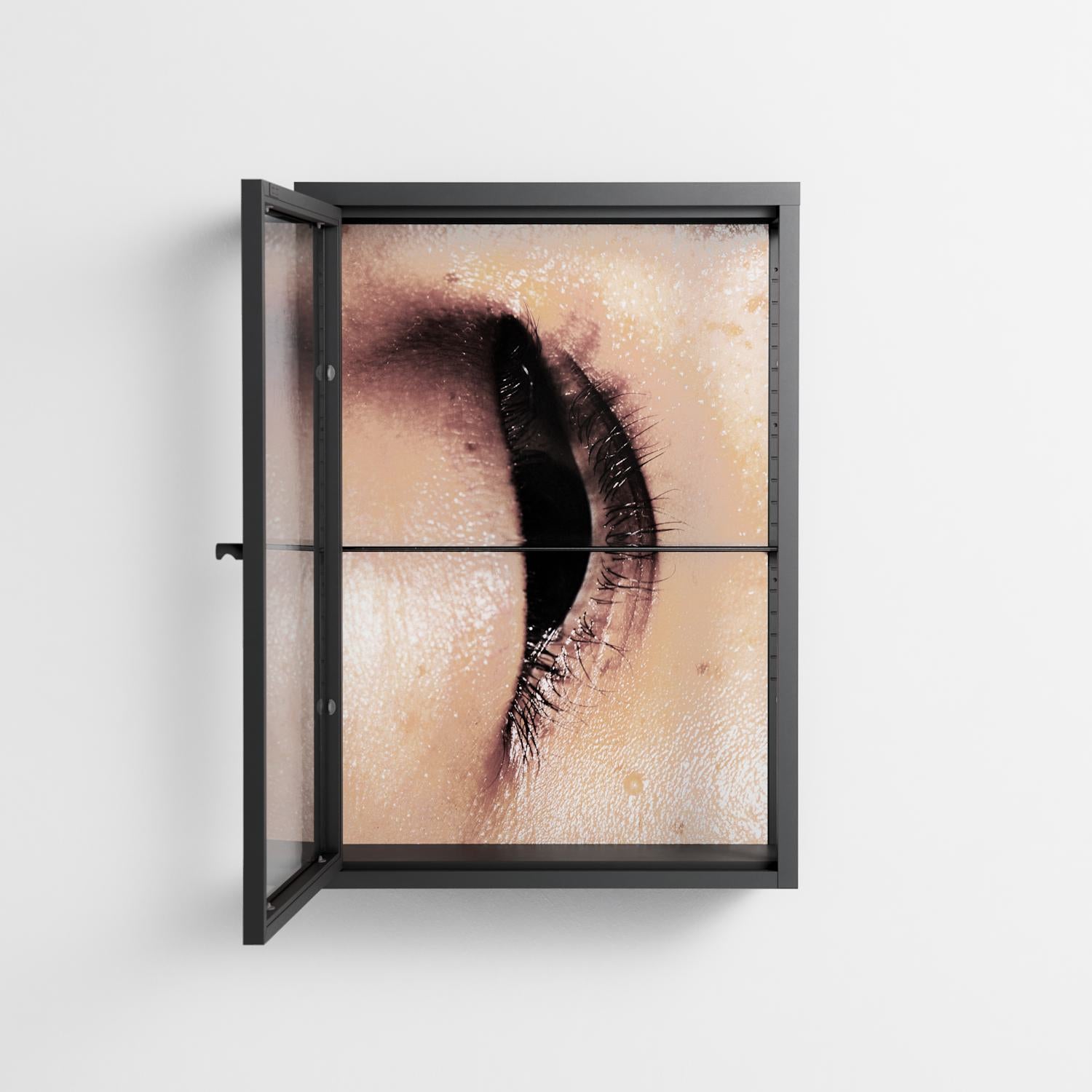Glow - Wall Cabinet - Nadia Ryder - Antracite - Clear glass