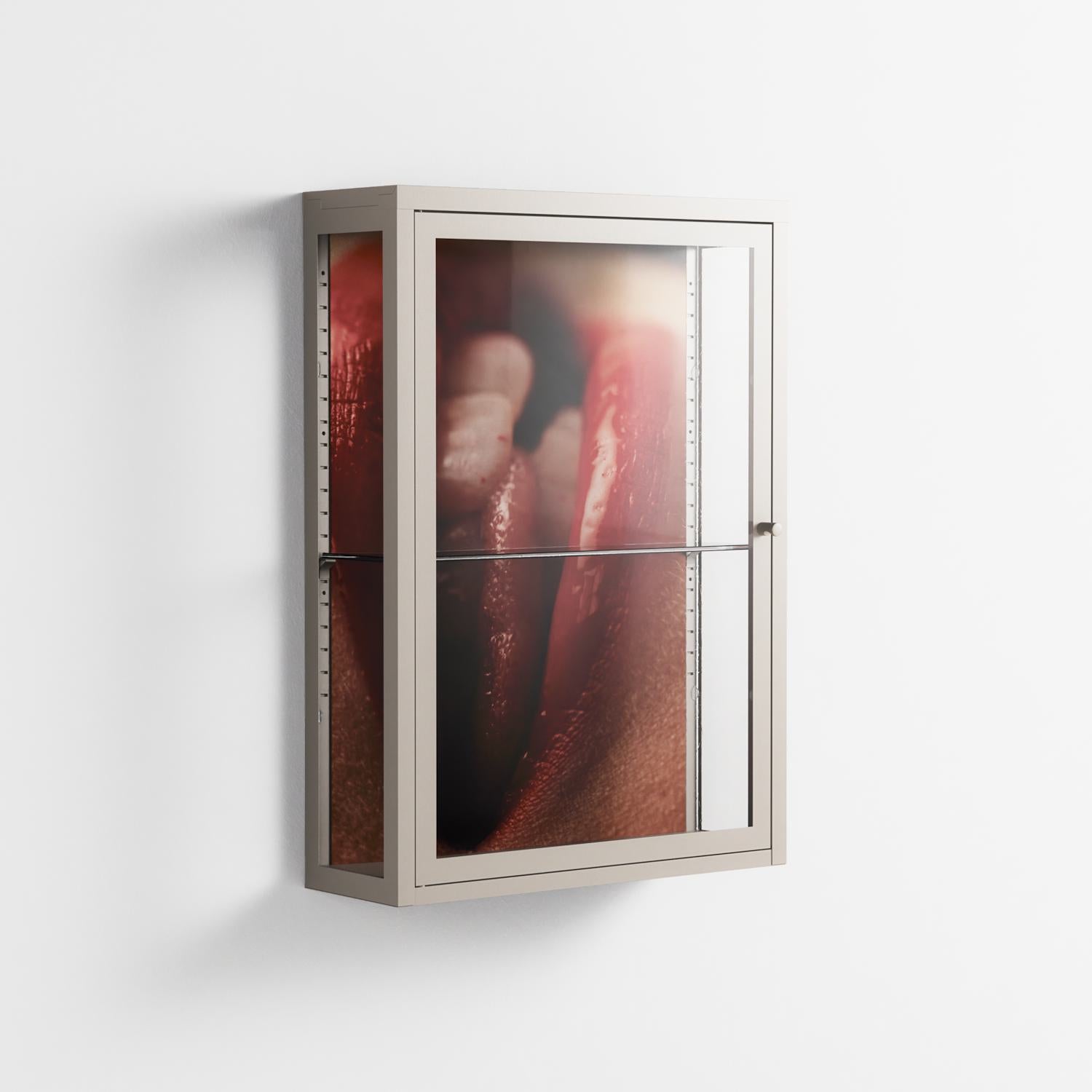 Red 2 - Wall Cabinet - Nadia Ryder - Pebble - Clear glass