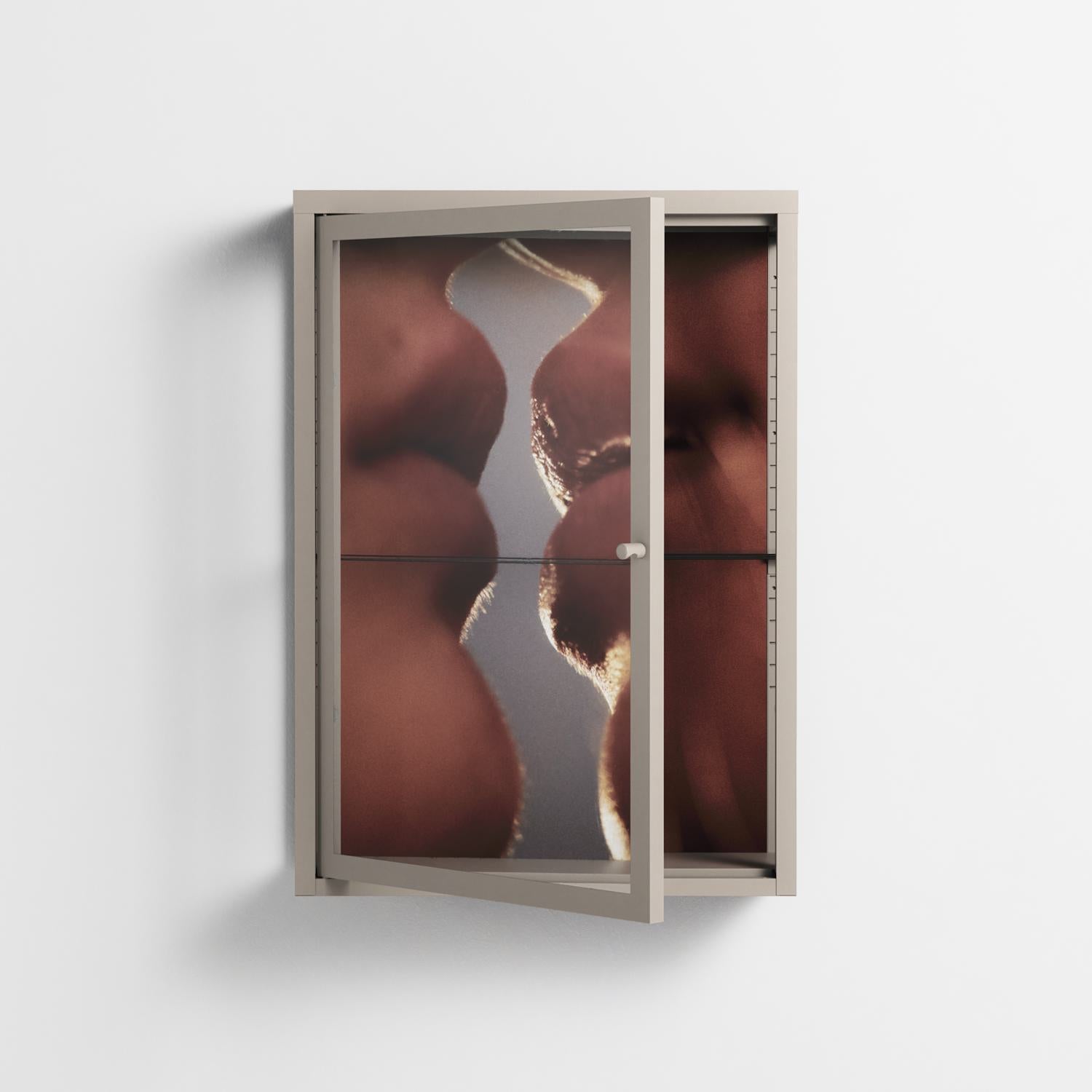 The Art Of Kissing 2 - Wall Cabinet - Nadia Ryder - Pebble - Clear glass