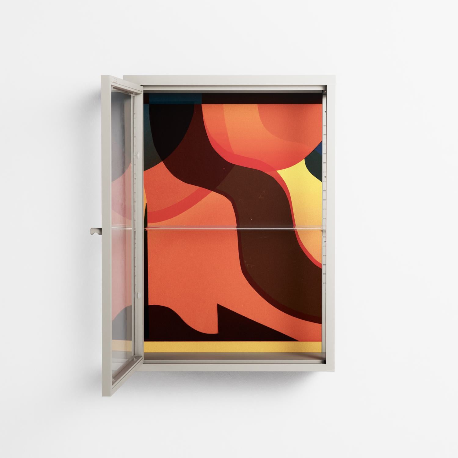 Swift - Wall Cabinet - Rikki Hewitt - Pebble - Clear glass