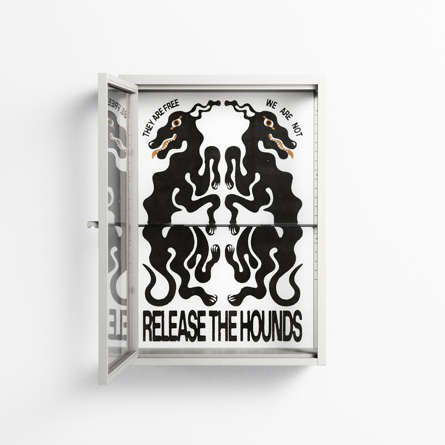 Hounds  - Wall Cabinet - Alexander Khabbazi - Chalk - Clear glass