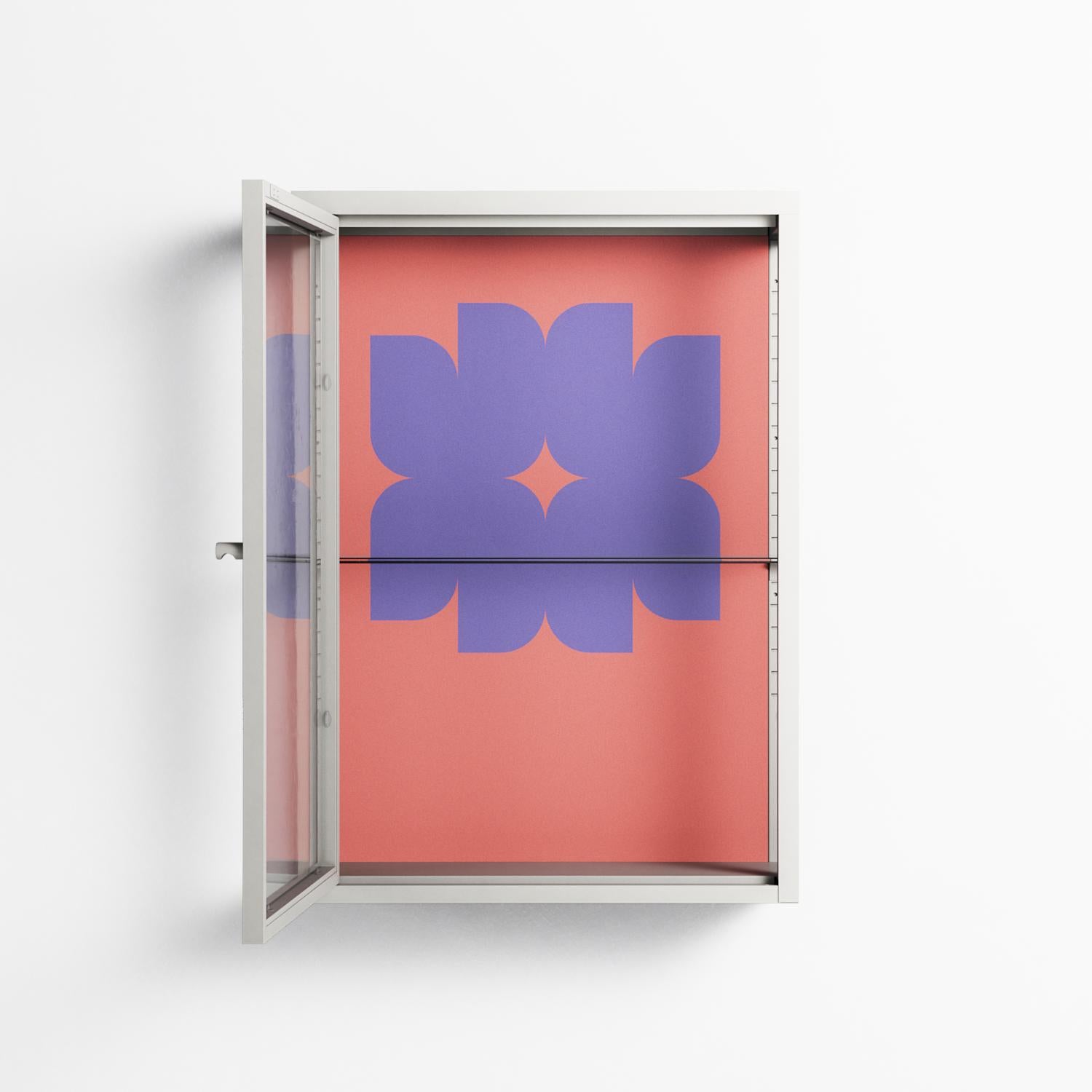 Stella - Wall Cabinet - Linus Lohoff - Chalk - Clear glass