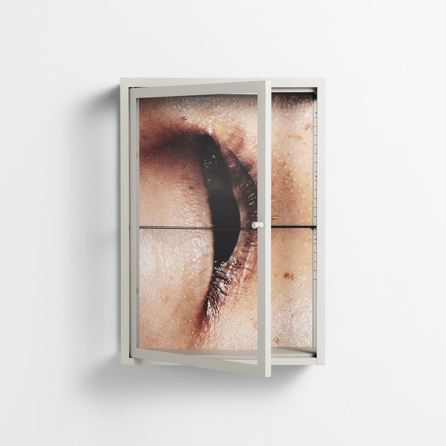 Glow - Wall Cabinet - Nadia Ryder - Chalk - Clear glass