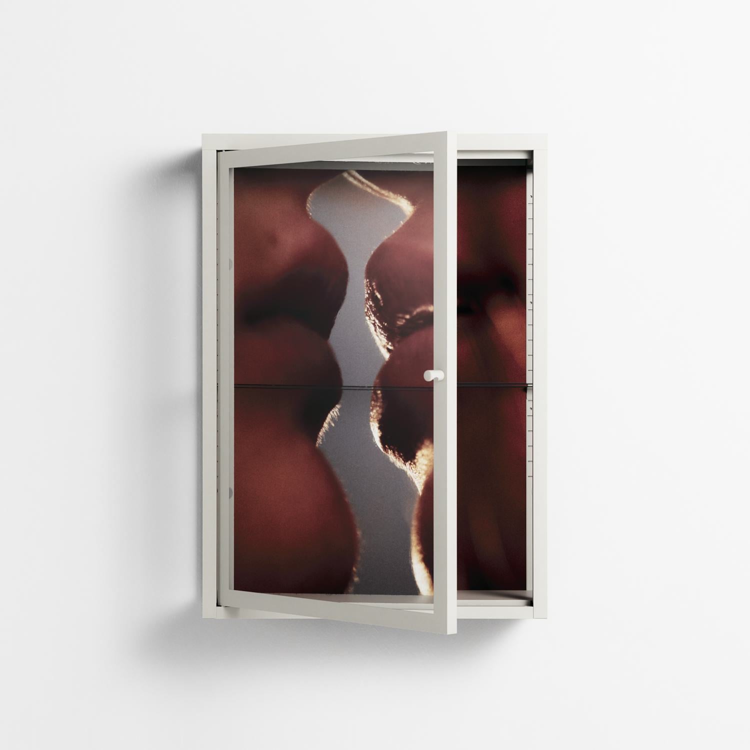 The Art Of Kissing 2 - Wall Cabinet - Nadia Ryder - Chalk - Clear glass