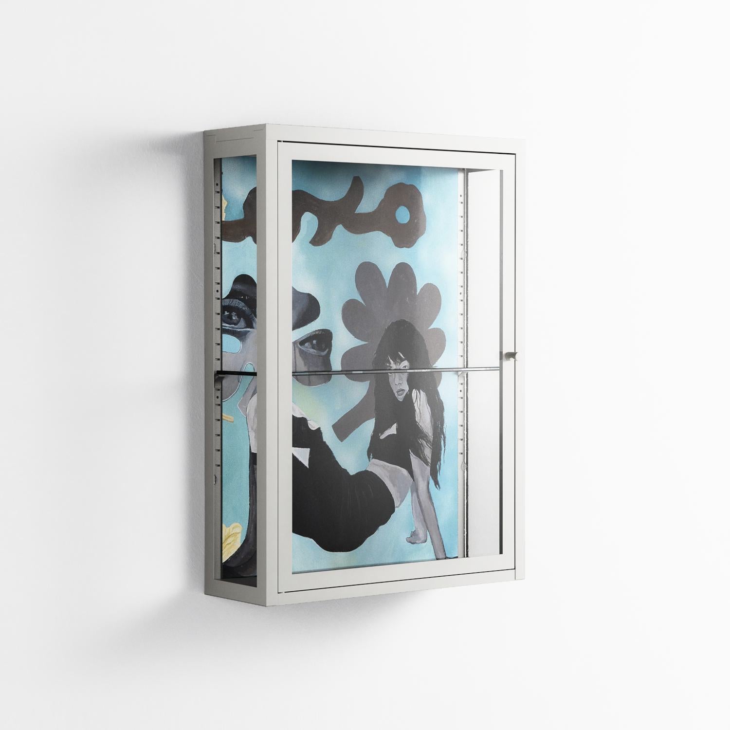 Day Dream - Wall Cabinet - Sophie Goudman-Peachey - Chalk - Clear glass