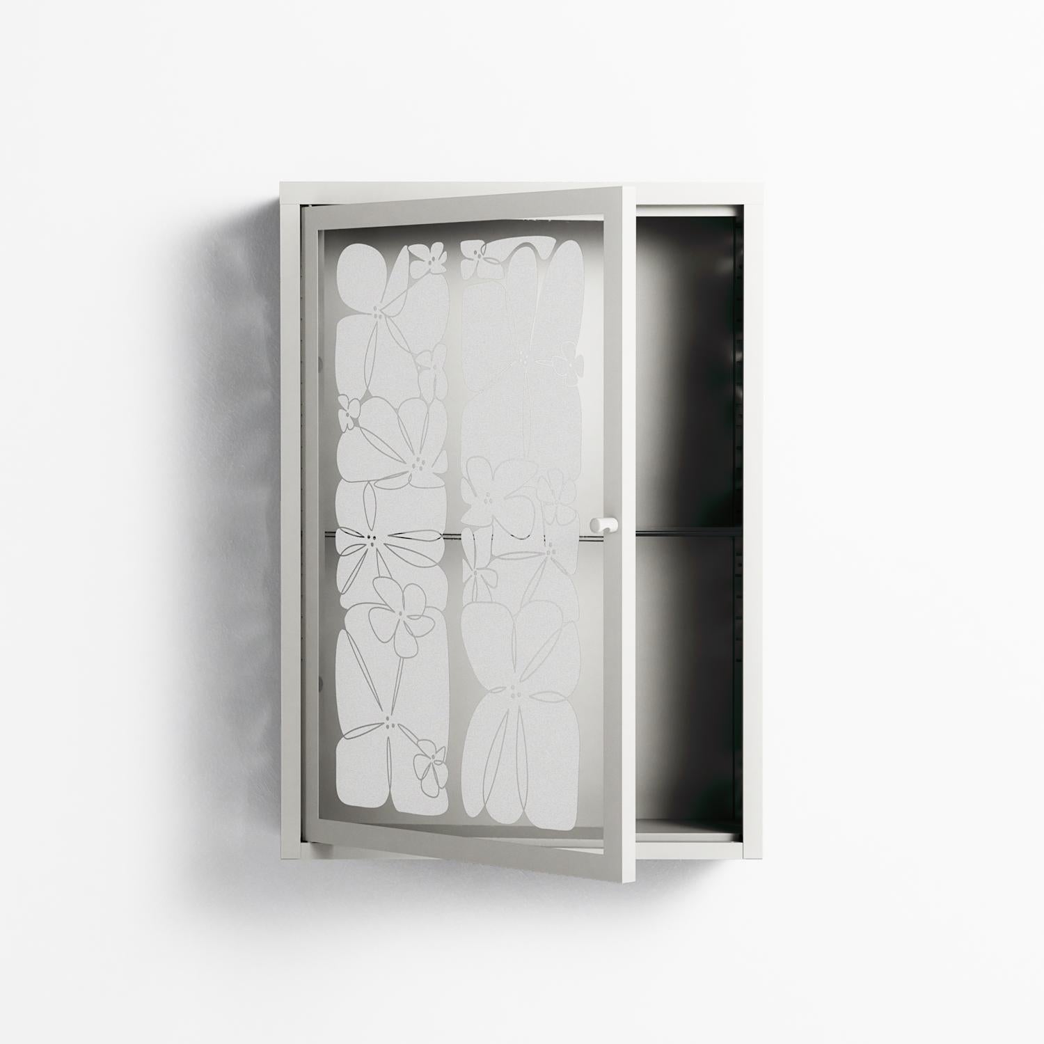 White Flowers - Wall Cabinet - Konrad Blaszczyk - Chalk - Overlay Glass