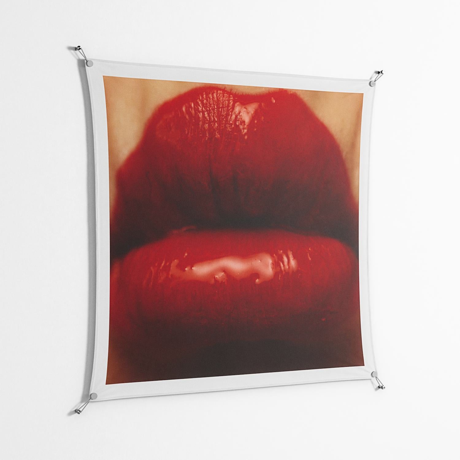 Red - Work On Wall - Nadia Ryder - Silver - 140 x 140 cm