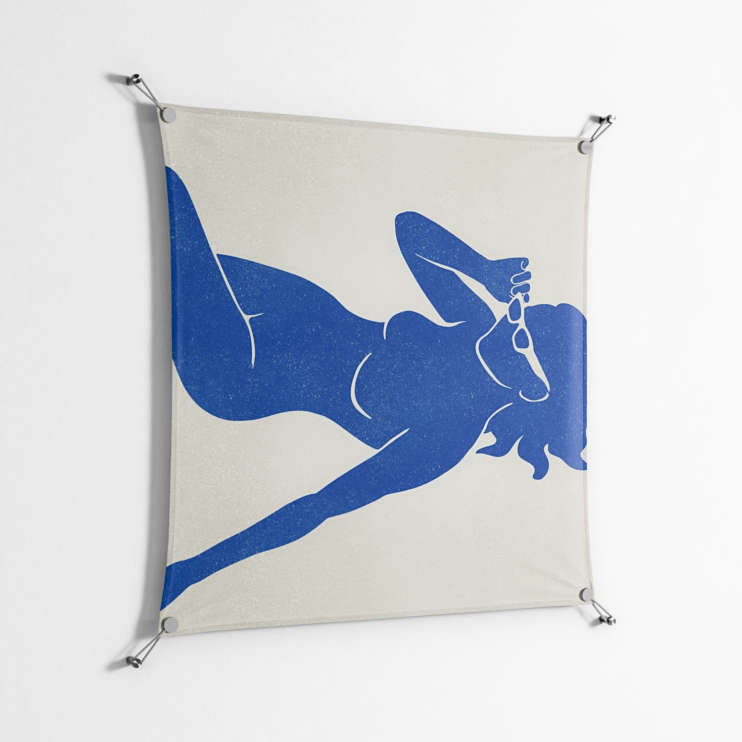 Basking Warmth - Work On Wall - Amy Suther - Silver - 90 x 90 cm