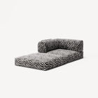 LUNA - Corner - Chenille Jacquard Zebra Black White