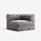 LUNA - Corner - Chenille Jacquard Zebra Black White