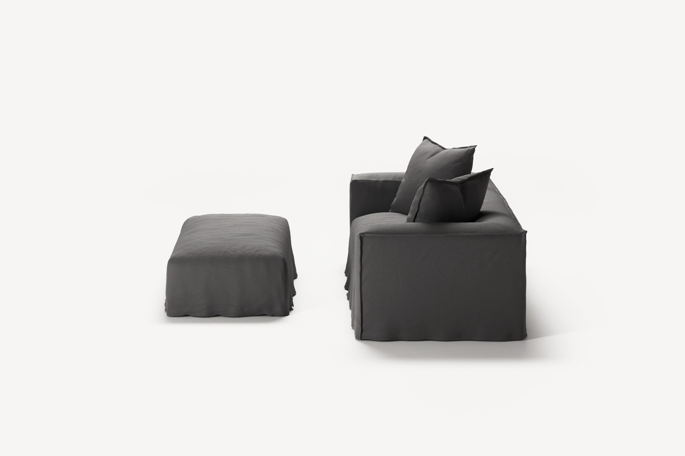 NOMAD - 2 Seater with Pouf - Brushed Cotton Dark Gray