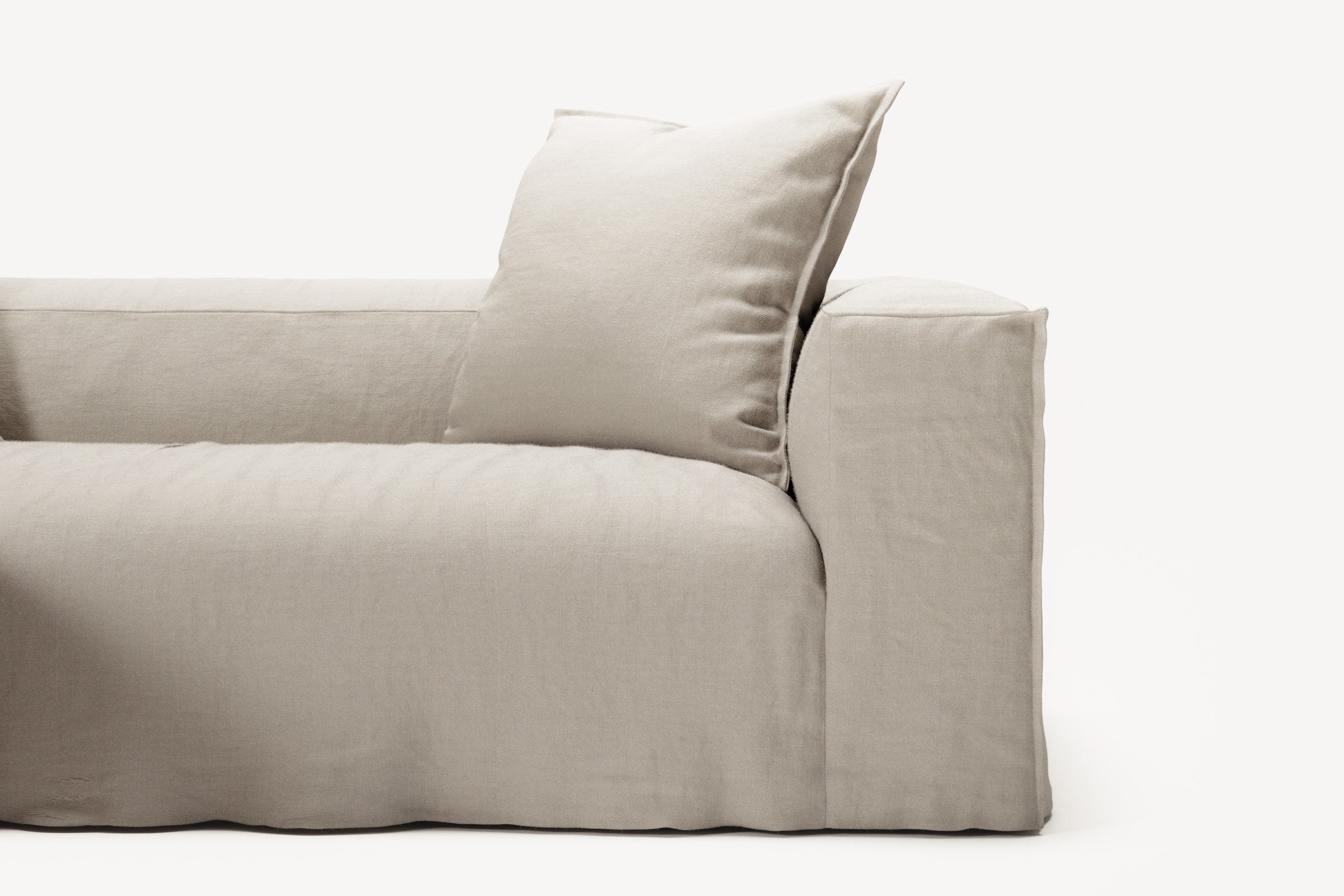 NOMAD - 2 Seater with Pouf - Pure Linen Off-White