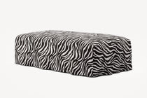 NOMAD - Pouf - Chenille Jacquard Zebra Black White