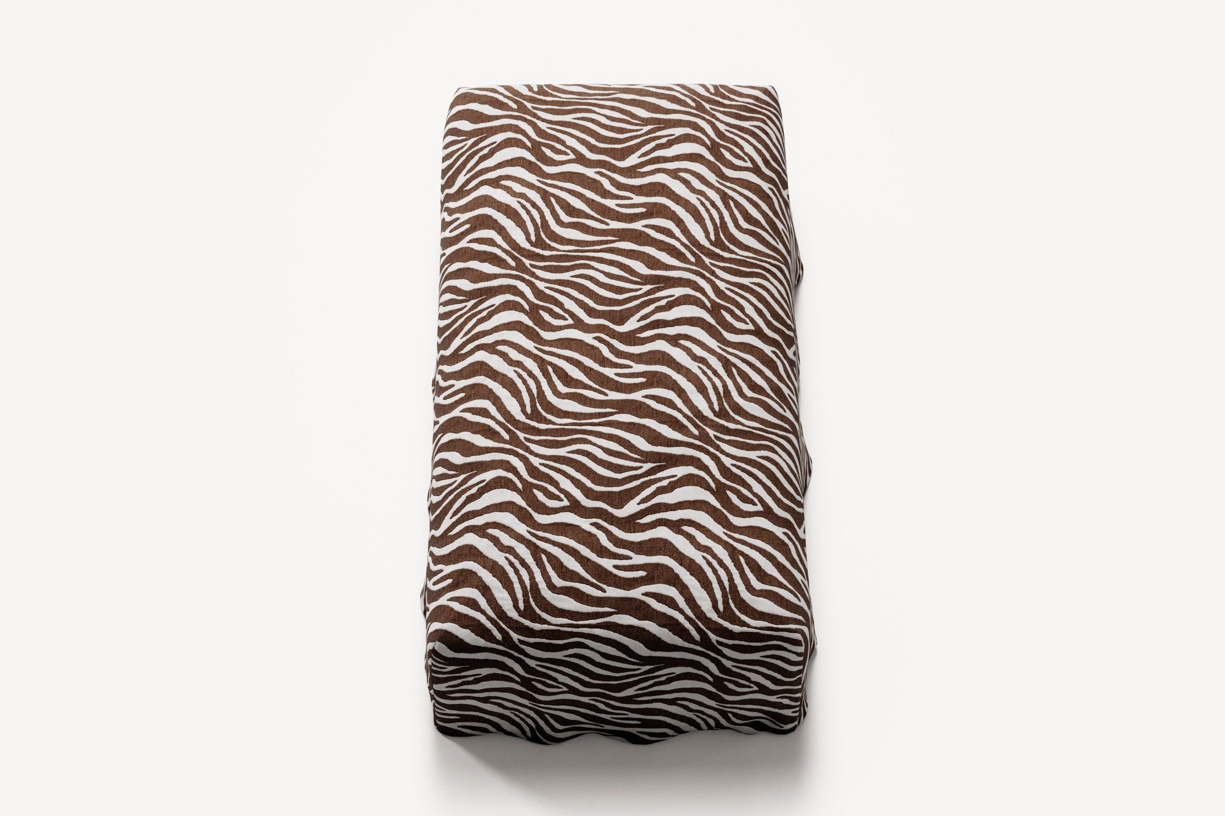 NOMAD - Pouf - Chenille Jacquard Zebra Brown White